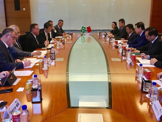 e6537aba129ea1e8bcdf3b19fe32a9fe