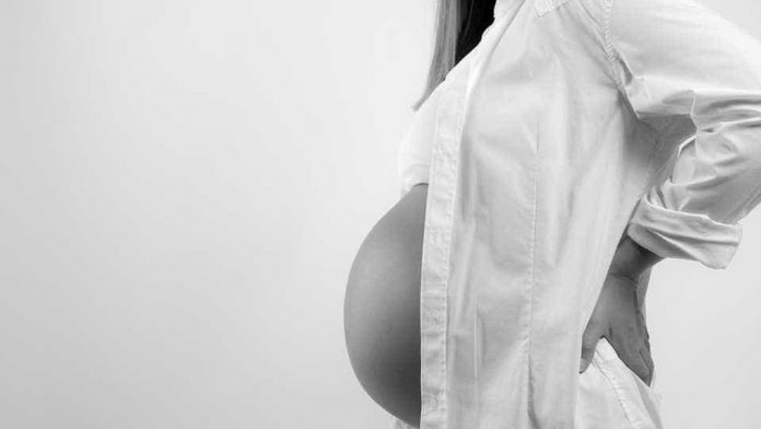 naom_5ab8385767f1c-696x392