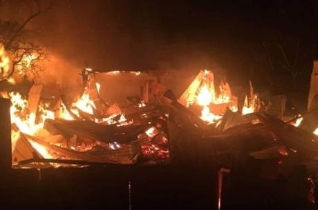 incendio-asilo-chile-fogo-14082018092838533