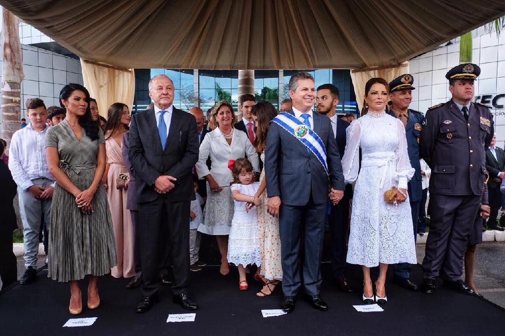 mauro mendes toma posse