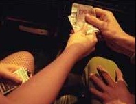 ADOLESCENTES PROSTITUIÇÃO