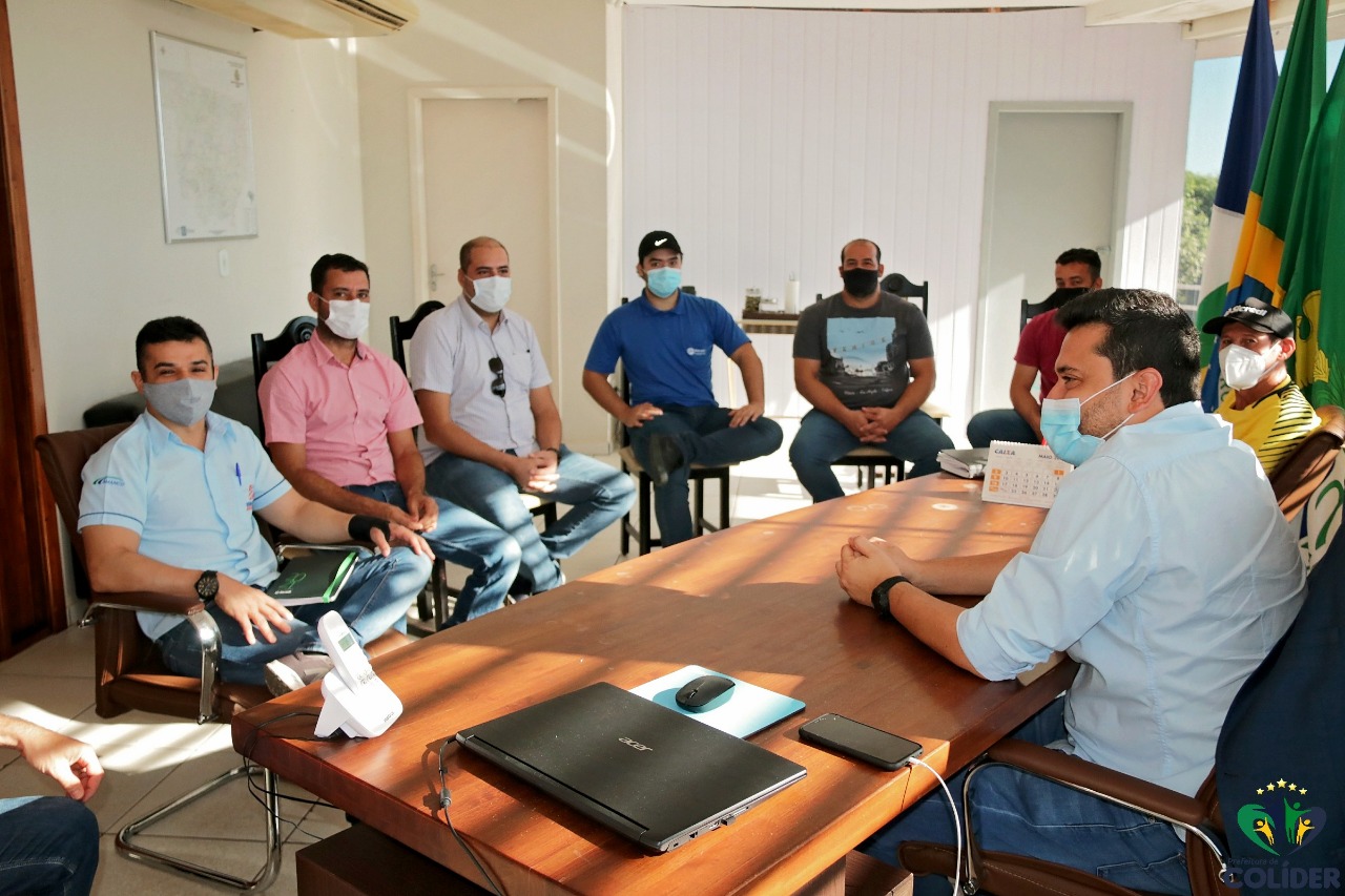 Trilheiros Carrapatos