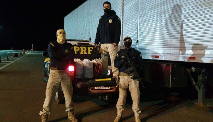 droga fundo falso caminhão 2