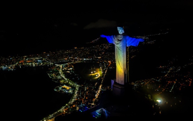 Cristo Redentor Bárbaros2