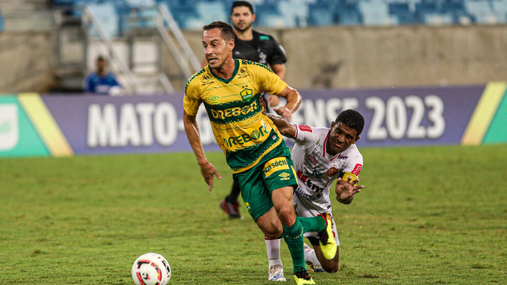 52683759658_a48b119313_b-990x556-1