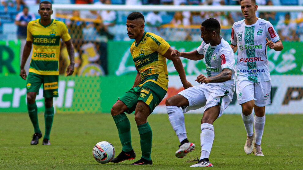 52786130736_594af8520e_b-990x556-2