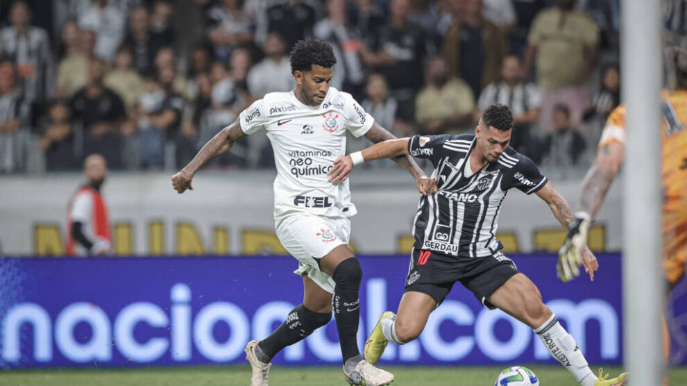 53032652125_e5387f1199_k-1024x683-1-990x556-3