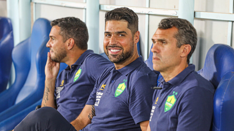 53098924530_a2c3e8e2b0_b-990x556-1