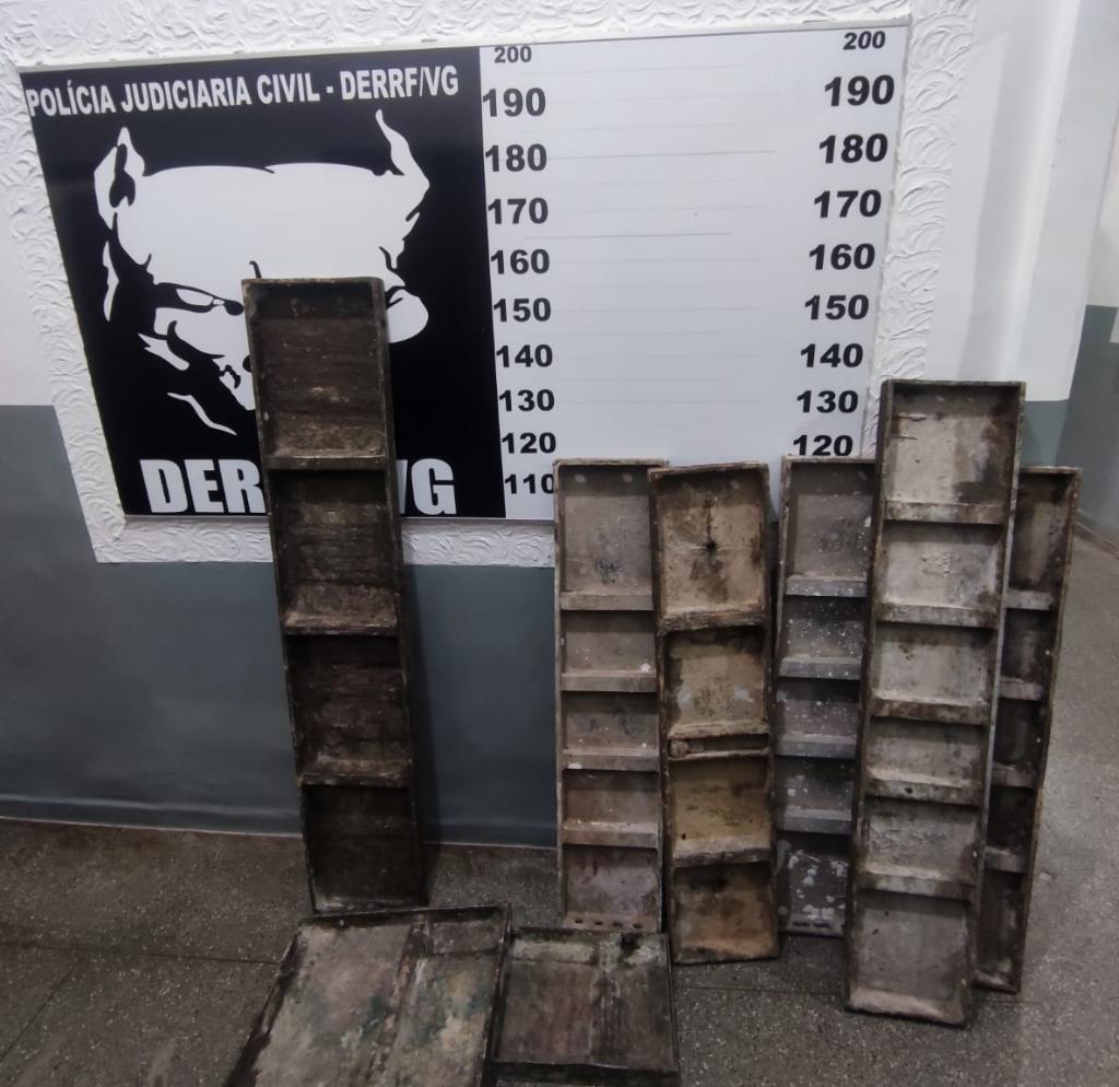 02d725f8-f088-b98d-087b-aa515fff1597-1