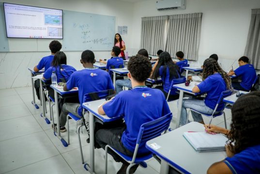 Consultas Públicas para converter escolas em cívico-militar avança em MT; Nova Canaã do Norte entra nesta nova etapa