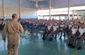 INCÊNDIOS FLORESTAIS: Corpo de Bombeiros promove nas escolas projeto educativo para prevenção