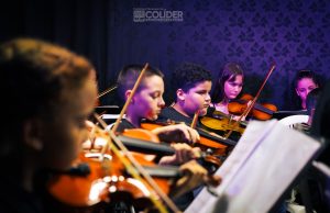 CULTURA EM EVIDÊNCIA EM COLIDER: memorável evento acontece na noite de ontem(29) com apresentações artísticas e entrega de instrumentos