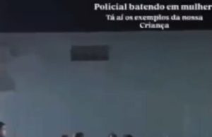 Delegado é filmado empurrando mulheres em meio a confusão em bar