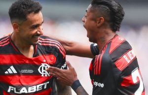 Flamengo vence o Chelsea de virada e está a um passo das oitavas do Mundial