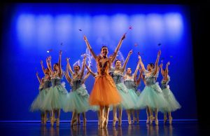 Bailarinos disputam em MT o 1º Prêmio Internacional ‘Dança Mato Grosso’ em Cuiabá