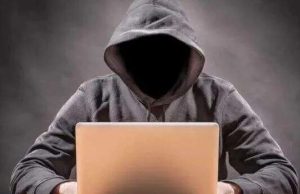 Operação policial desarticula grupo criminoso que atuava em golpes eletrônicos com perfis falsos.