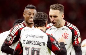 Flamengo vence Internacional no Beira-Rio e avança às quartas da Libertadores