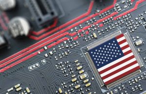 Trump impõe tarifa de 100% para chips importados nos EUA