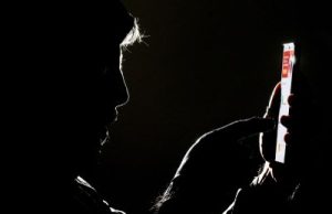 Homem é condenado a mais de 450 anos de prisão por crimes sexuais contra menor de idade em transmissões online