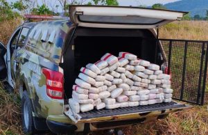 Força Policial Apreende R$ 1,3 Mi em Drogas e Veículo Após Perseguição em Rodovia