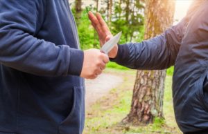 Filho mata pai a tiros para defender mãe durante briga familiar