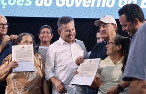 Governo de MT anuncia mais R$ 32 milhões e entrega 354 escrituras para Nova Canaã do Norte