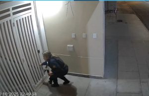 VÍDEO: Câmera flagra mulher pedindo socorro antes de ação policial que terminou com morte de agressor