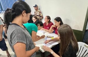 Reunião do Programa Bolsa Família reúne beneficiários no Bairro Bom Jesus