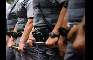 Três PMs são réus por venda de madeira apreendida a preço simbólico no Norte de MT