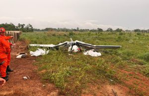 Acidente aéreo ceifa a vida de dois jovens em MT na tarde de ontem(28)