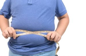 Obesidade abdominal e perda muscular aumentam risco de morte após os 50