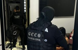 CONTRABANDO DE CELULAR EM PRESÍDIO: criminosos contavam com a participação de policiais penais, reeducandos e esposa de um dos presos