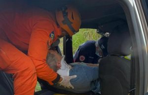 Vítima de acidente presa às ferragens e outras três pessoas são socorridas pelo CBM em rodovia nesta terça-feira