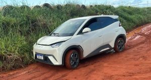 Advogado some em cidade de MT e polícia encontra carro com documentos queimados