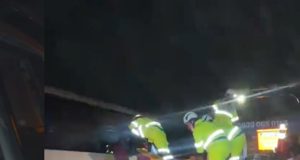 BR/163 Nortão: ônibus com pacientes da Saúde cai em vala na madrugada desta quinta-feira(05).VÍDEO