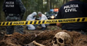 Denúncia anônima leva PM a encontrar ossada humana enterrada em área de mata em Colíder