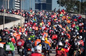 Governo e Câmara discutem novas regras para motoristas e entregadores de aplicativo