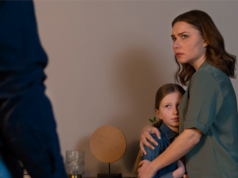 Filha liga da escola para o 190 e salva mãe de violência doméstica; padrasto preso