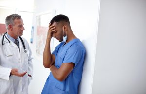 Médicos mal preparados? Cursos de Medicina são punidos pelo MEC após nota baixa; Mato Grosso entra na lista