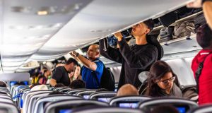 Bagunça no Avião Agora Tem Preço: Passageiros indisciplinados serão multados em R$ 17,5 mil e proibidos de voar