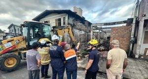 Bombeiros localizam quarta vítima da queda de avião no Rio Grande do Sul; corpos são encaminhados para identificação