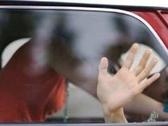 Casal é preso pela prática de sexo dentro de veículo estacionado em via pública