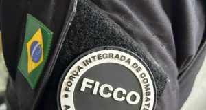 Associação de moradores tomada por facção criminosa mediante ameaças, cobrança de água e energia é investigada pelo FICCO/MT