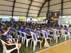 Colíder reúne mil estudantes em palestra sobre protagonismo juvenil e projeto de vida