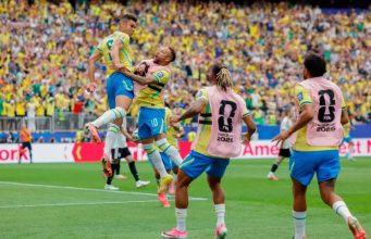 Brasil derrota o Japão e avança para as oitavas da Copa do Mundo; saiba dia e horário do próximo jogo