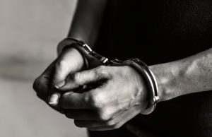 Preso homem investigado por vender imagens de crianças em cenas de estupro