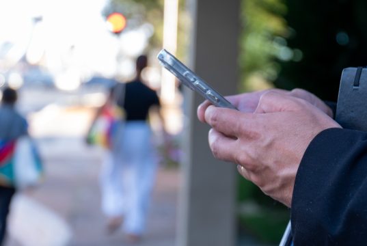 SESI e SENAI lançam cartilhas para conscientizar estudantes e trabalhadores sobre os riscos dos jogos online(bets)