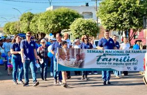 Grande passeata marca abertura da Semana Nacional da Família em Colíder com programação especial na Paróquia Papa João XXIII