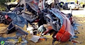 Colisão entre duas carretas mata dois motoristas na BR-163 neste domingo(16)