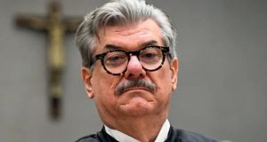 STJ condena ministro por assédio de mulheres e aplica perda do cargo pela primeira vez